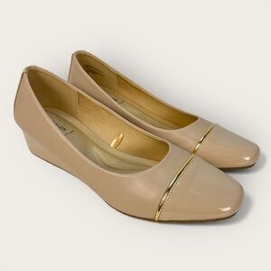 Anne Klein Nude Beige iFlex Mildred Wedge Flat Slip On Padded Insole Women 9.5